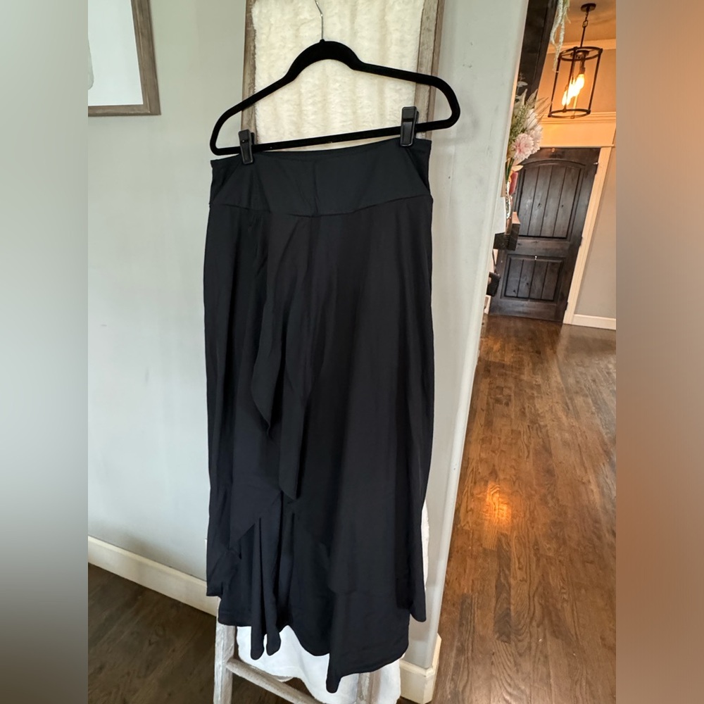 Halara high waisted high low breeze-ful quick dry maxi skirt